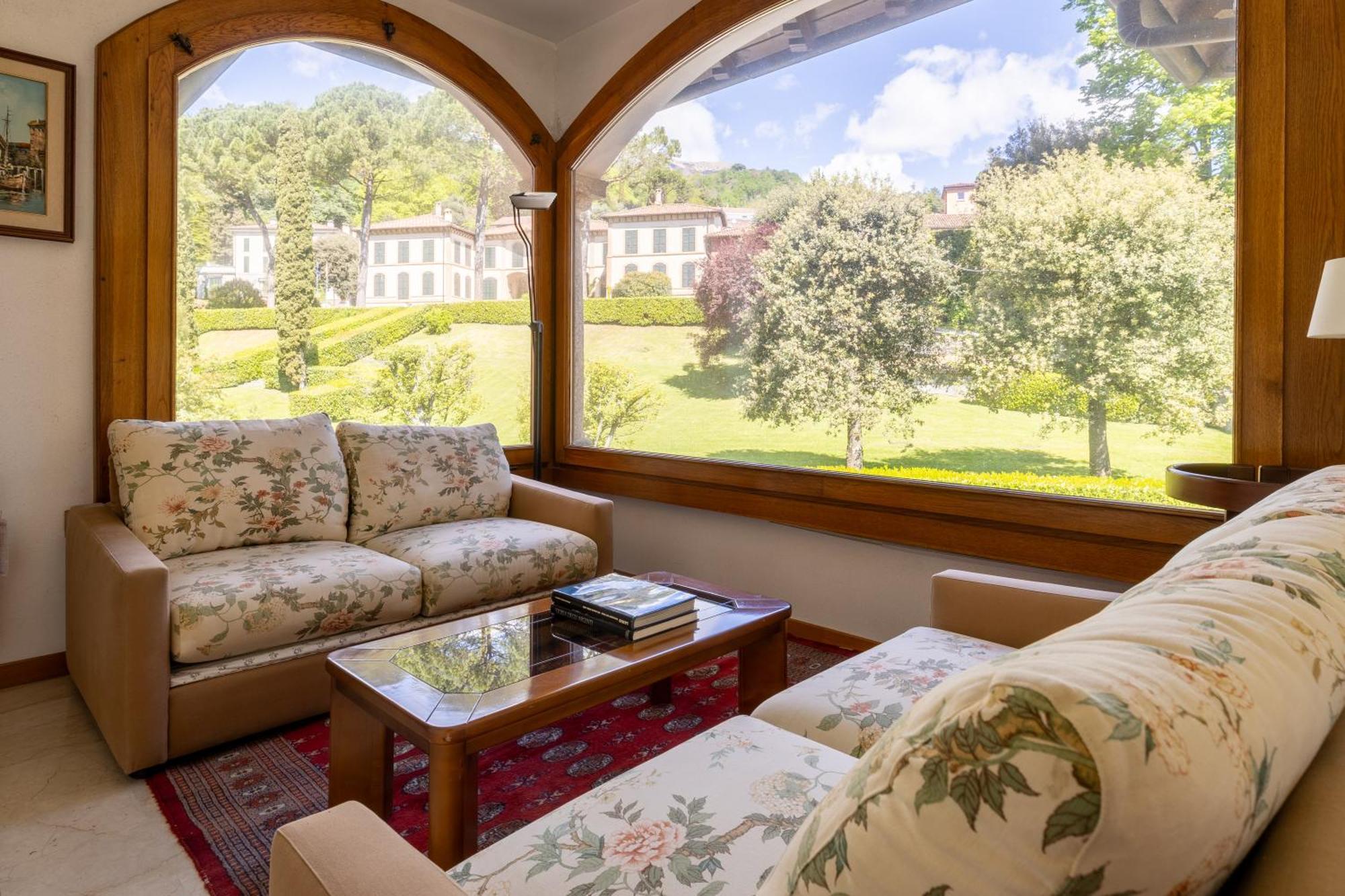 Royal Hotel 3*